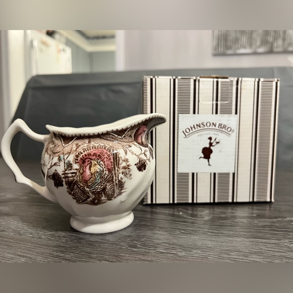 Johnson bros creamer
